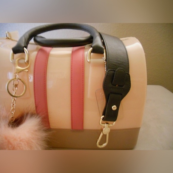EXTRAS Auth Furla Candy Cookie leather & handles, excellent, & pink purse - Picture 4 of 16